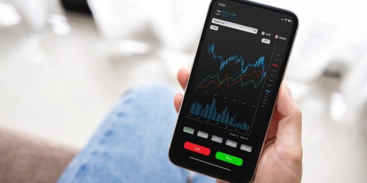 3 Promising Altcoins for High Returns in the 2024 Crypto Surge