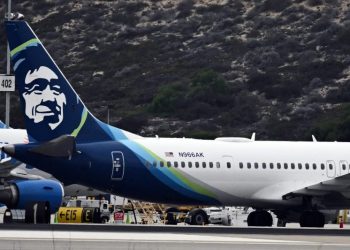 Alaska Airlines and United Airlines returning Boeing 737 Max 9 jets to service