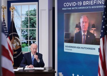 How Democrats undermine their own anti-Trump message