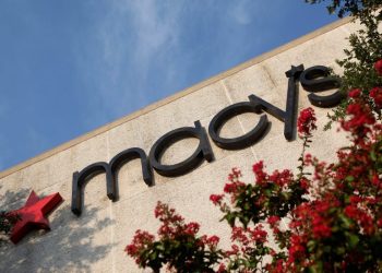 Man sues Macy’s, saying false facial recognition match led to jail assault