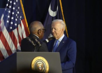 Biden, Phillips appeal to S.C. voters, but crowd has clear favorite