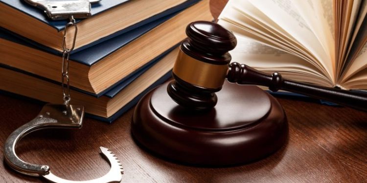 FTX’s Legal Labyrinth: S&C Scrutinized Over Past Ties and Fraud Claims