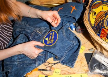 Jean Manufacturer Wrangler Unveils NFC-Chipped Traceable Vintage Denims