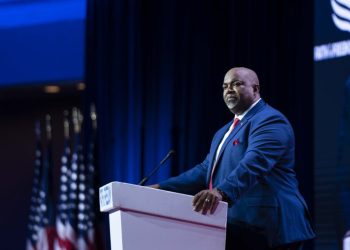 Trans women should be arrested over bathroom use, N.C. gubernatorial candidate says