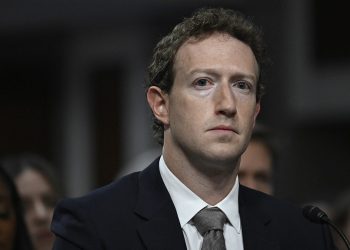 Graham tells Zuckerberg, ‘you have blood on your hands,’ audience cheers