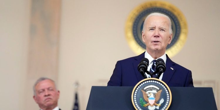 Biden meets with Jordanian King Abdullah, calls for Israel to work to achieve peace deal