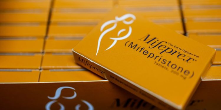 U.S. abortions reach recent high, with record number done via medication