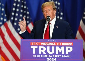 Trump scores slew of Republican presidential nomination victories ahead of Super Tuesday