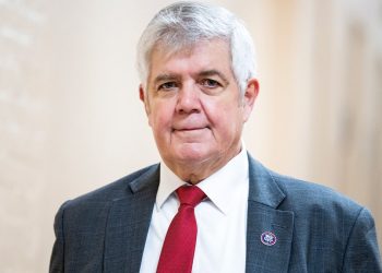 As gray wolves terrorize farms and ranches, GOP lawmakers demand endangered species delisting