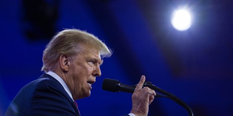 Trump says Jewish Democrats ‘hate’ their religion and Israel