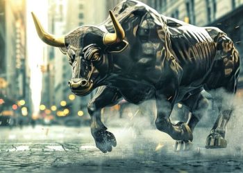 Bitcoin Long-Term Outlook Remains Bullish Despite Selling Pressure Ahead of Halving: Crypto.com CEO