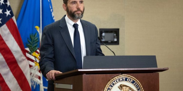 Special counsel urges Supreme Court to reject Trump’s immunity claim