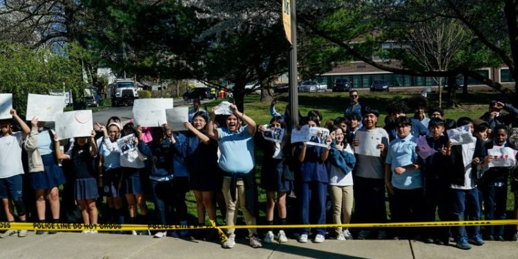 In Pa., Biden’s challenge is highlighted by protests from both sides