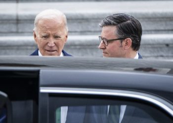 Aid to Ukraine seemed dead. Then secretive talks revived it.