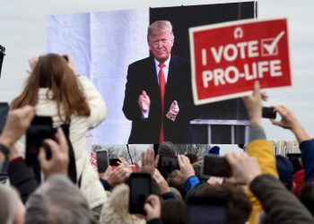 How Trump decided to go with ‘states’ rights’ on abortion