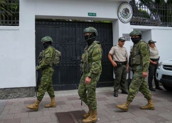 Diplomatic spat grows between Ecuador and Mexico