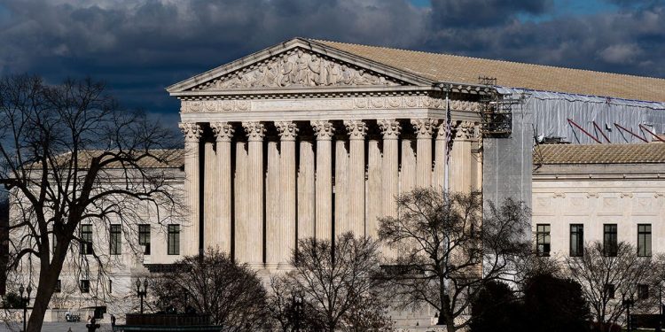 SCOTUS sees ‘dangerous precedent’ in Trump immunity case if presidents can prosecute rivals: experts