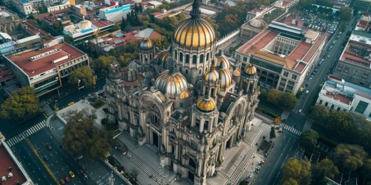 Worldcoin Operator Announces Mexico Expansion – Despite Potential Probe