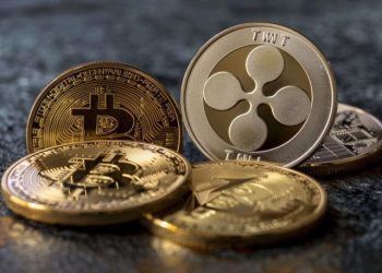 Tether CEO Calls Out Ripple Chief for Inciting Panic About USDT