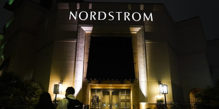 Bruce Nordstrom, who helped grow family-led department store chain, dies at 90