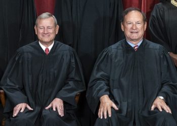 Democrats press Chief Justice Roberts to address ethics at Supreme Court