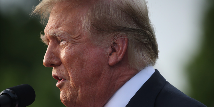 Trump courts Libertarians to draw party activists away from RFK Jr.: ‘If we unite, we are unstoppable’