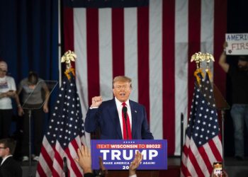 Trump mocks Sen. Tester’s weight, hints at a Montana campaign appearance