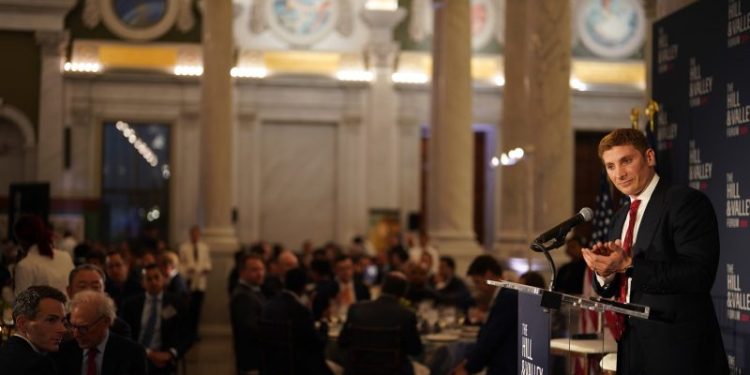 Trump gets $1 million from Silicon Valley donor who once gave to Democrats