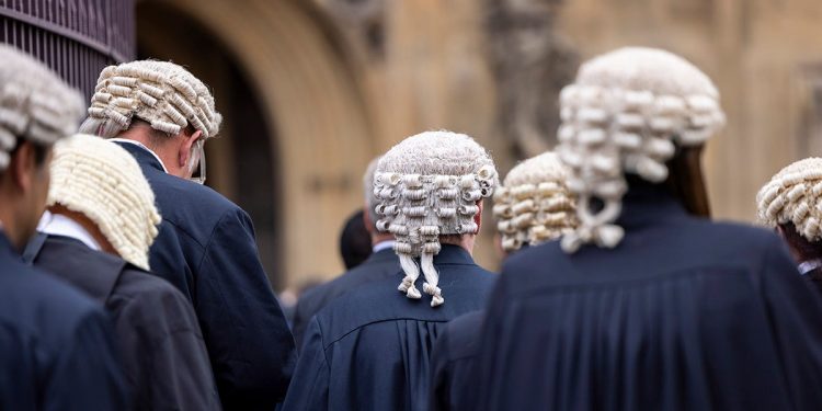 English courts consider nixing mandatory wigs for barristers amid concerns they’re ‘culturally insensitive’
