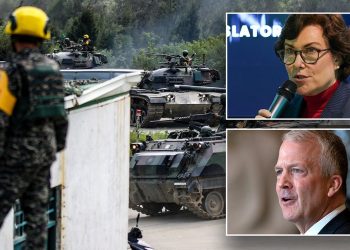 Dem senator leads bipartisan effort to strengthen Taiwan supply chain amid China threat