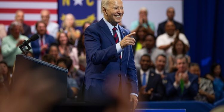 Biden to award Presidential Medal of Freedom to 19, including Pelosi and Ledecky