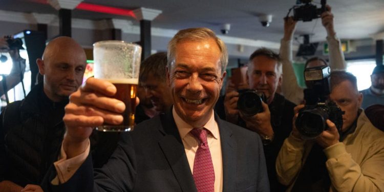 Nigel Farage shakes up UK election, establishment on return to politics: ‘British Trump’