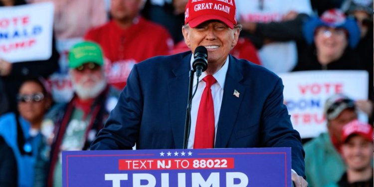 Trump flips his 2020 stance, launches absentee ballot and early voting push