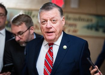 Tom Cole wins crowded GOP primary to fight for 12th term in November