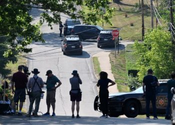 Trump rally shooter appears to have acted alone, FBI says