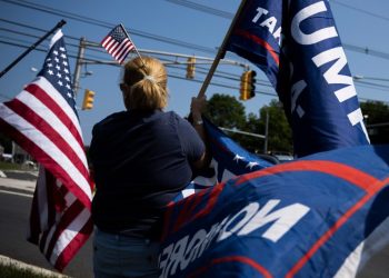 Trump, urging unity after shooting, arrives in Milwaukee for GOP convention