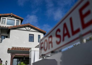 Home prices hit record high in June on S&P Case-Shiller Index