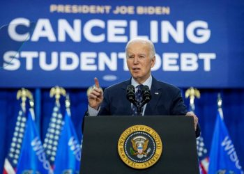 Supreme Court refuses to allow Biden’s student loan repayment plan – for now