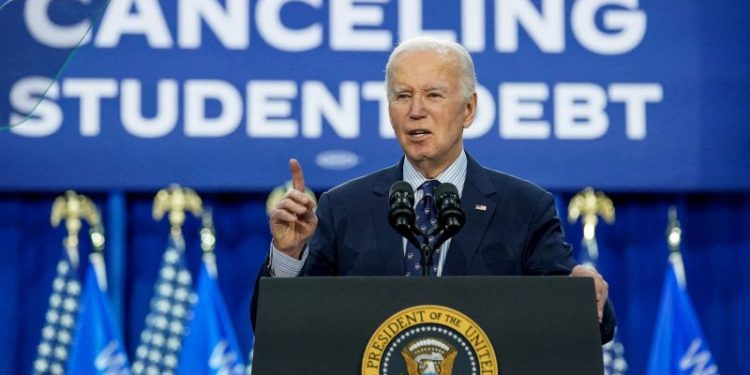 Supreme Court refuses to allow Biden’s student loan repayment plan – for now