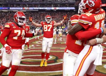 NFL season expected to spur record $35 billion in legal sports wagers