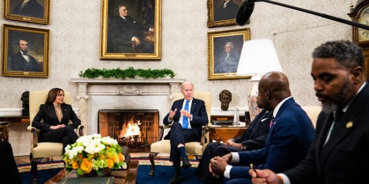 Harris and Biden to address Black leaders amid battle for voters of color