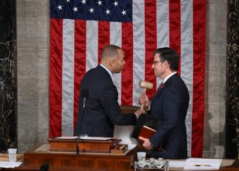 Control of House heads toward another cliffhanger election