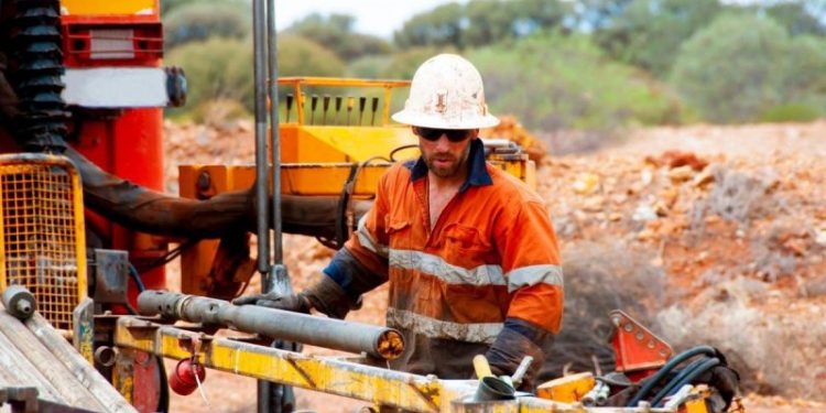 What are Junior Miners and Are They a Good Investment?