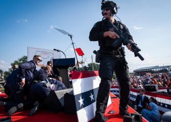 Trump stages dramatic return to site of Pa. assassination attempt