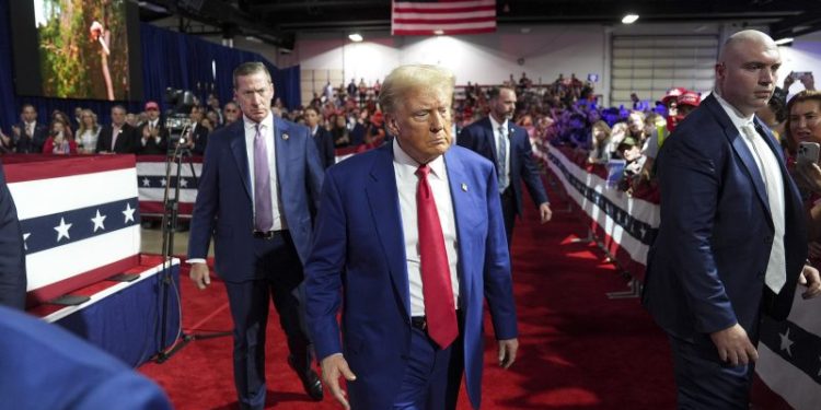 Trump criticized for comparing Jan. 6 defendants to WWII Japanese internment