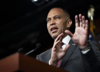 With an eye on House majority, Democrats mull ways to ‘fix Congress’