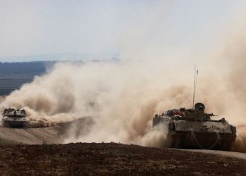 After mulling siege plan, Israel ramps up military push in northern Gaza