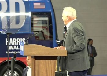 Walz explains ‘friends with shooters’ gaffe from the VP debate with Vance