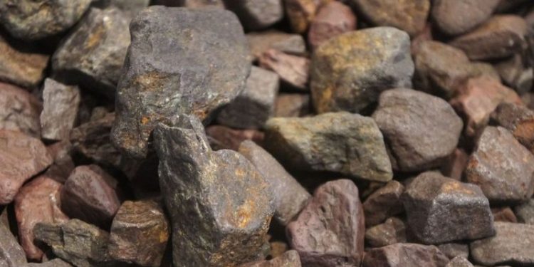 Top 5 Canadian Mining Stocks This Week: Black Iron Up 78 Percent on Offtake Deal