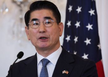 South Korean prosecutors detain ex-defense chief over martial law imposition